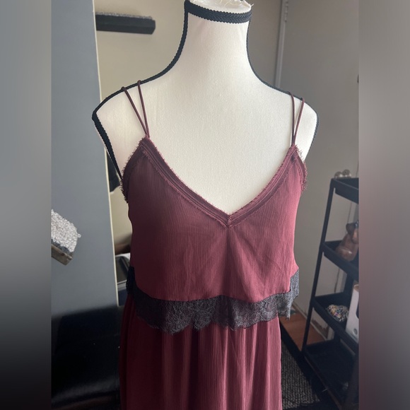 H&M Lace & Chiffon Maxi Dress - Picture 2 of 8